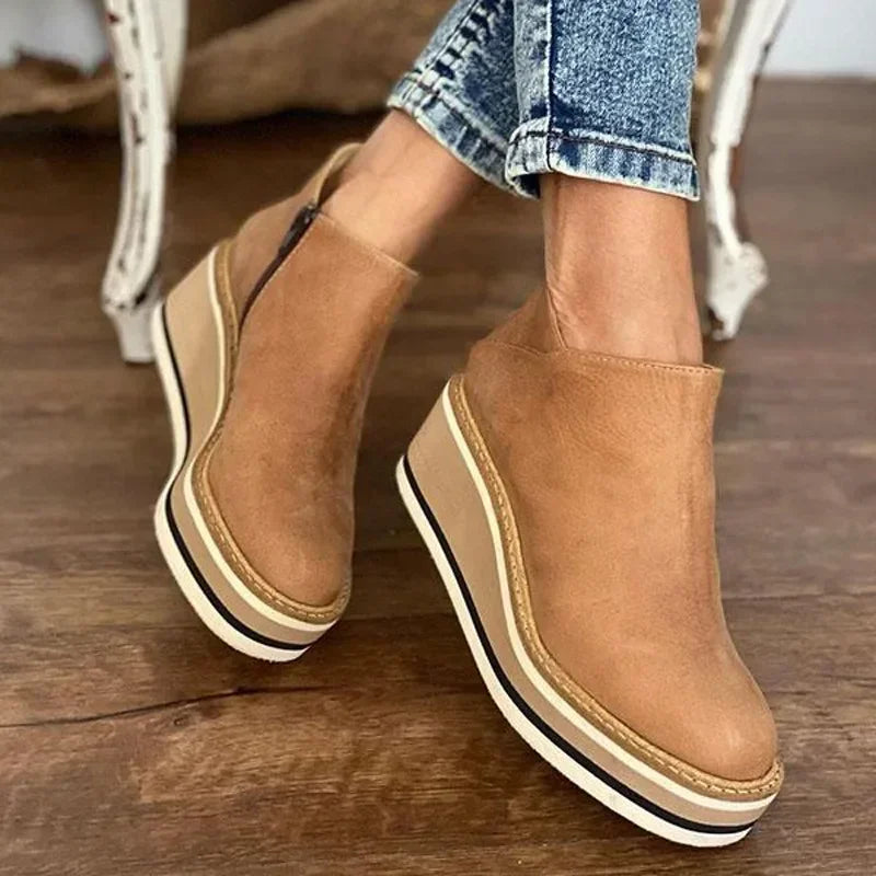 LuxeStride Elegante Dameslaarzen | Modieuze laarzen met hoge hakken en cowboyontwerp, perfect voor de herfst en winter.