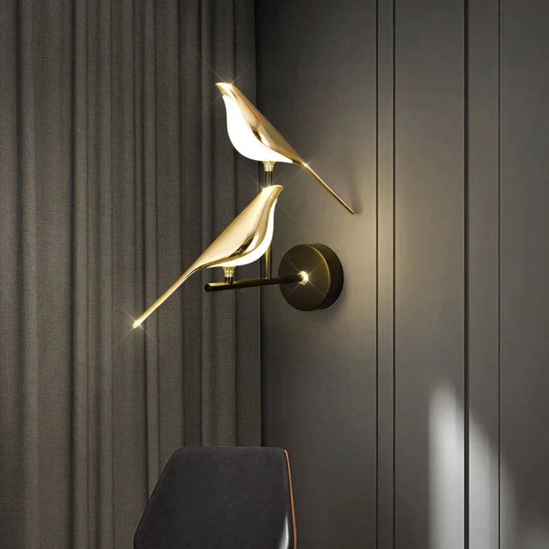 Moderne wandlamp geïnspireerd op een vogel