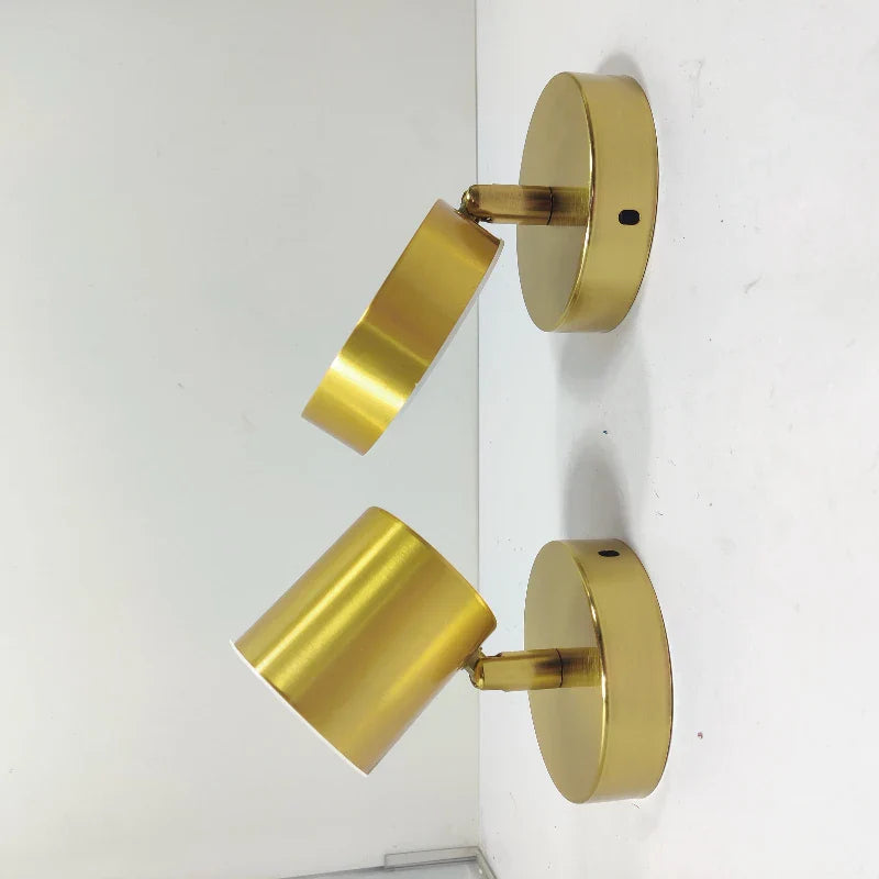 Moderne LED wandlamp met gouden afwerking – elegantie en functionaliteit