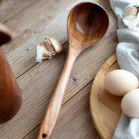Keuken set gemaakt van natuurlijk teak