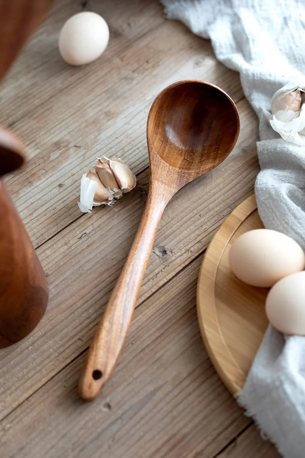 Keuken set gemaakt van natuurlijk teak