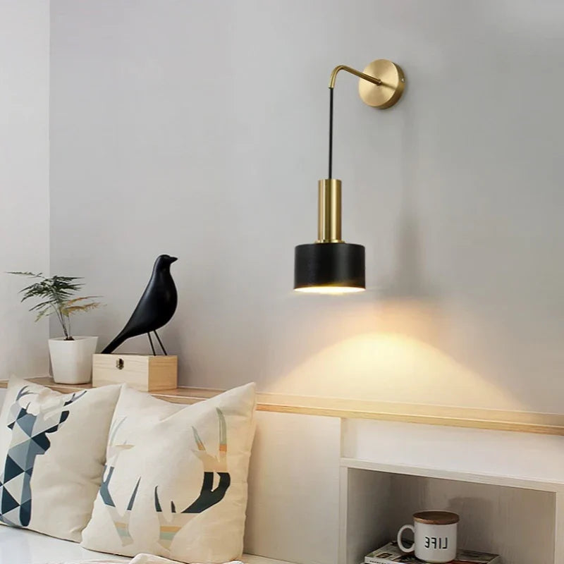 VintaGlow | Tijdloos ontwerp met in hoek verstelbare LED-verlichting