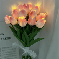 TulipGlow - Draagbare LED nachtlamp in de vorm van een tulp