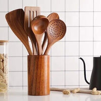 Keuken set gemaakt van natuurlijk teak