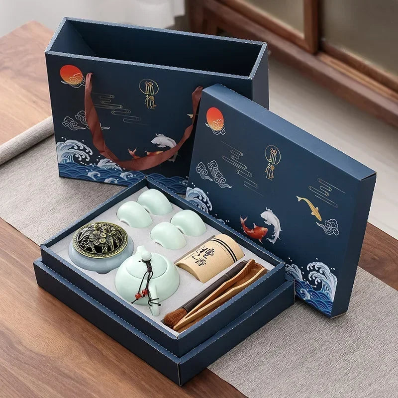 Traditionele Keramische Theeset met Theepot, Kopjes en Wierookhouder voor Ontspannen Theemomenten