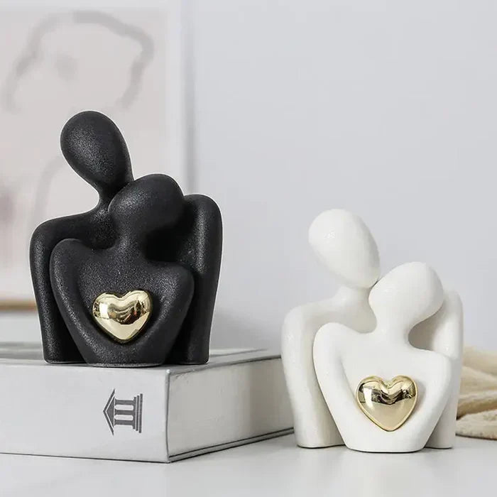 EmbraceSoul – Figuren die liefde en eenheid symboliseren