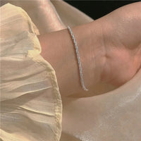 LuxeChain RVS Armband | Elegante glanzende armband voor dames, perfect als cadeaujuweel en ideaal voor elke gelegenheid.
