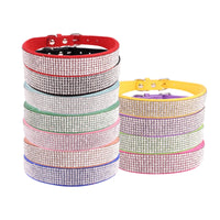 GlamourPaws Luxe Strass Hondenhalsband | Sprankelende met kristallen versierde halsband met een duurzame zinc alloy gesp, perfect voor kleine tot middelgrote honden en katten zoals Chihuahuas en Mopshonden.