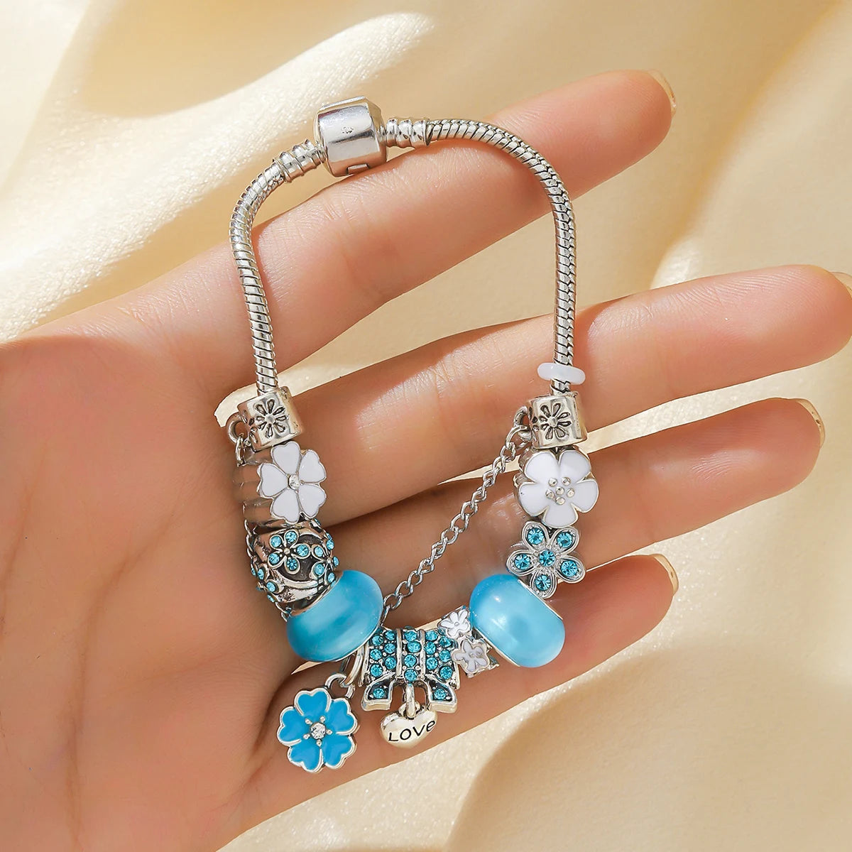LuxeBloom Artisan Jewelry Armband | Exquisite bubble glass en parel ontwerp geïnspireerd door levendige perzikbloesems voor een unieke DIY mode-uitspraak