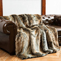 Luxueuze Kunstbont Deken | Zacht & Warm | Winter Plaid | Voor Bank & Slaapkamer