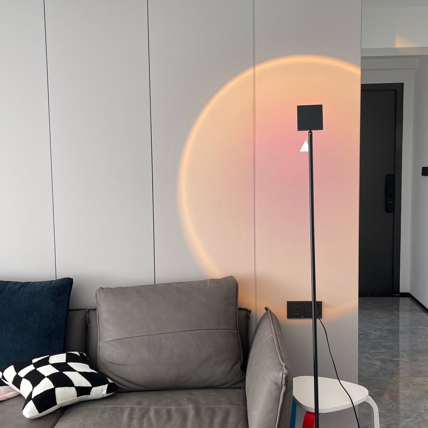 LED Kleurenprojector Vloerlamp | Minimalistisch Halo Licht Effect