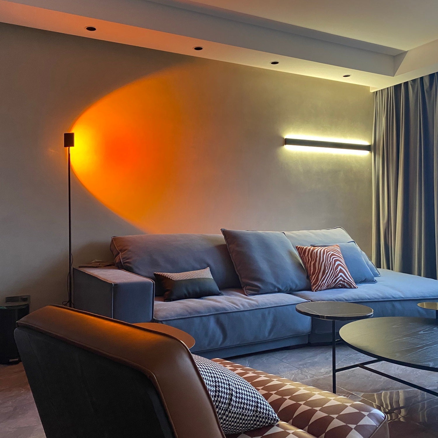 LED Kleurenprojector Vloerlamp | Minimalistisch Halo Licht Effect