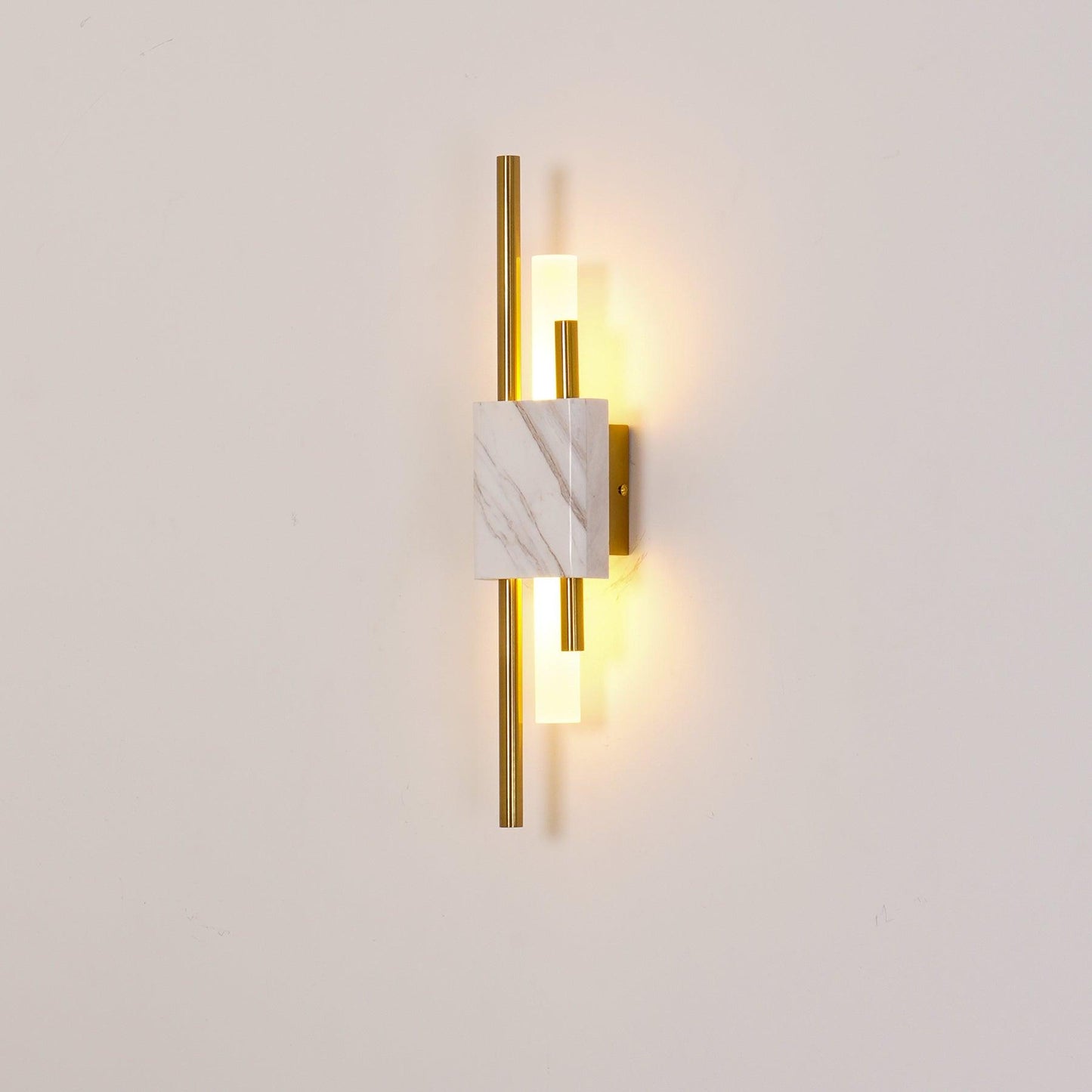 Mildred Muurverlichting in Premium Marmer Nordic