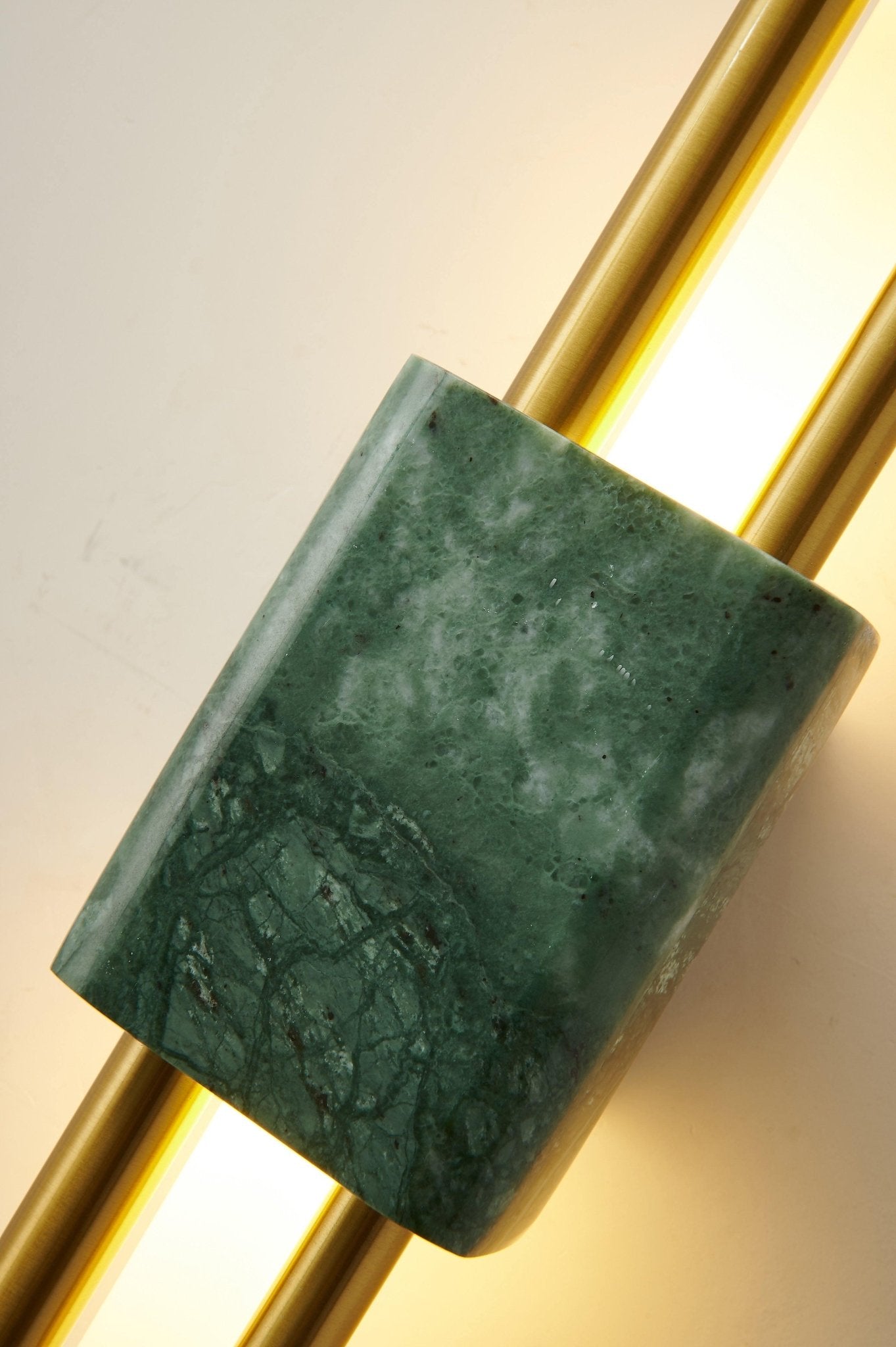 Mildred Muurverlichting in Premium Marmer Nordic