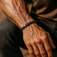 Hematiet Armband voor Mannen – Elegant, Sterk & Stijlvolle Energie