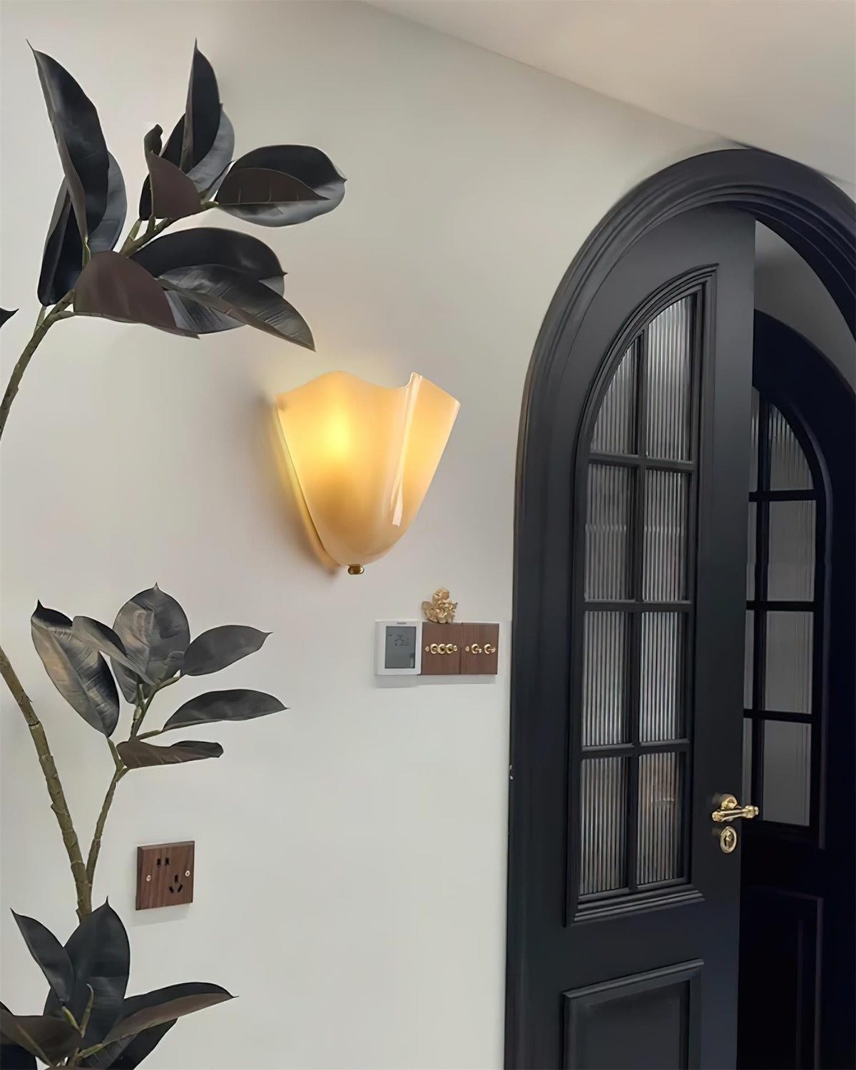 Elara Wandlamp