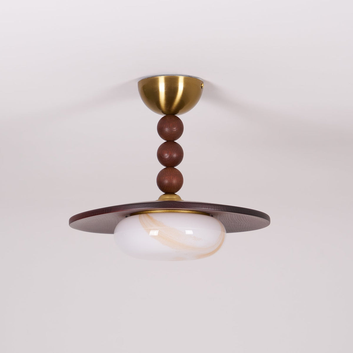 Muto Plafondlamp Walnootkleur & Witte Imitatie Alabaster