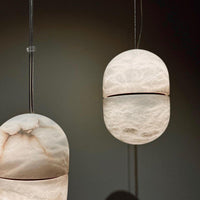 Strata Albast Hanglamp Capsule-Vorm