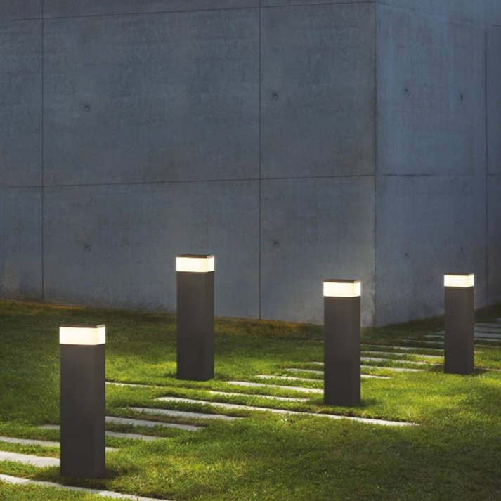 Zonne-energie Tuin Paal Lamp Met Rechthoekig Zwart Postontwerp