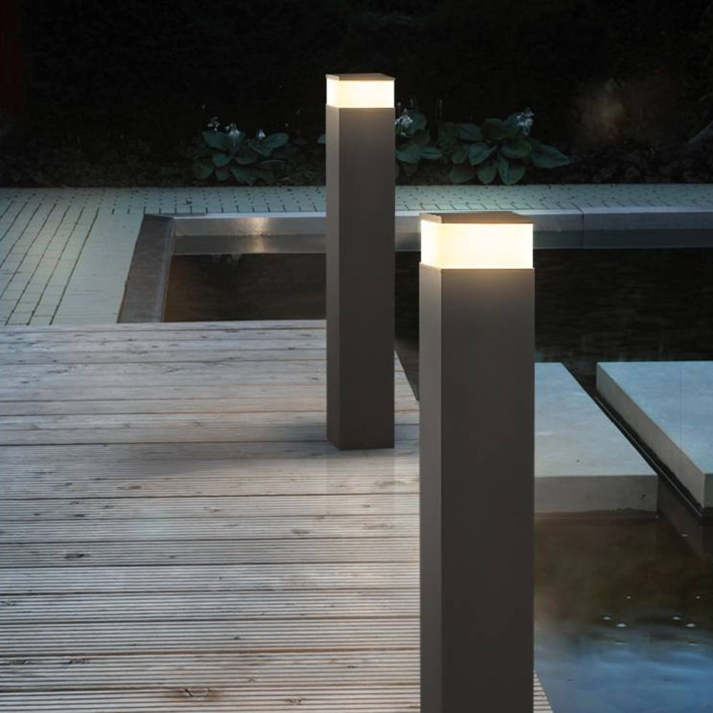 Zonne-energie Tuin Paal Lamp Met Rechthoekig Zwart Postontwerp
