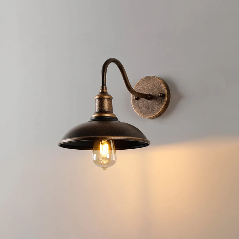 Ray Rustieke Komvormige Metalen Wandlamp, Antiek Messing