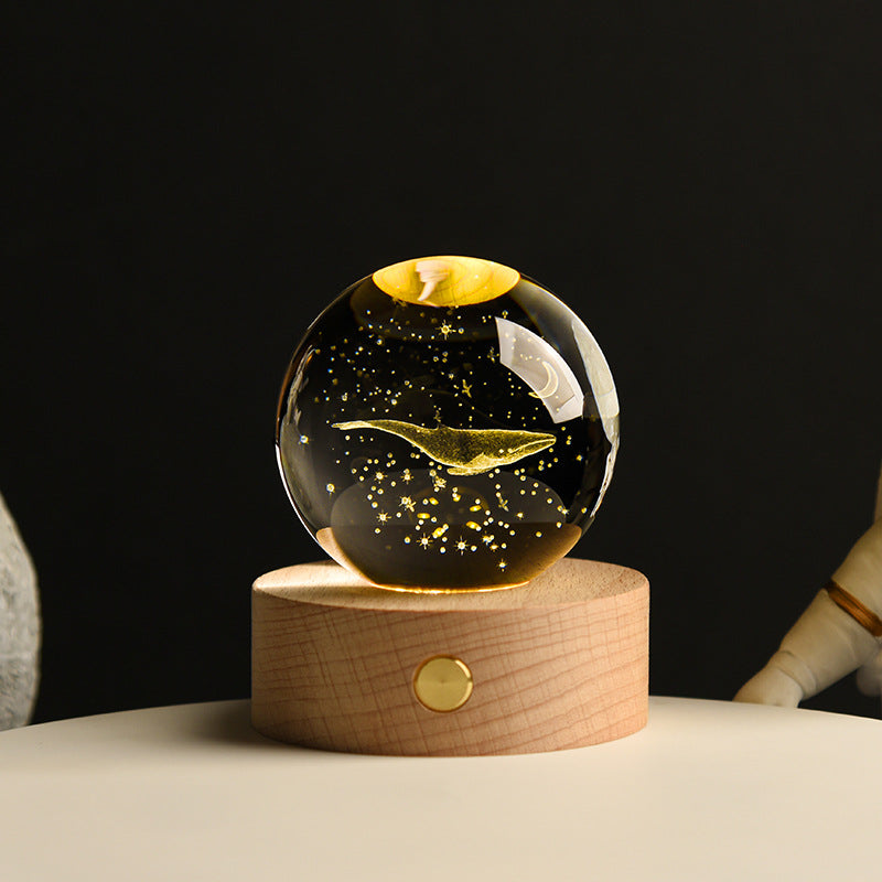 LED 3D Lamp in Kristal – Decoratieve Bol met Houten Basis