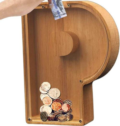 TreasureNest Muntbank | Gepersonaliseerde houten spaarpot in A-Z letterontwerpen