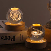 Luminescente Bol met 3D Gravure van Planeet