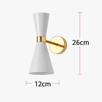 Design wandlamp met gouden LED en creatieve driehoekige lampenkap