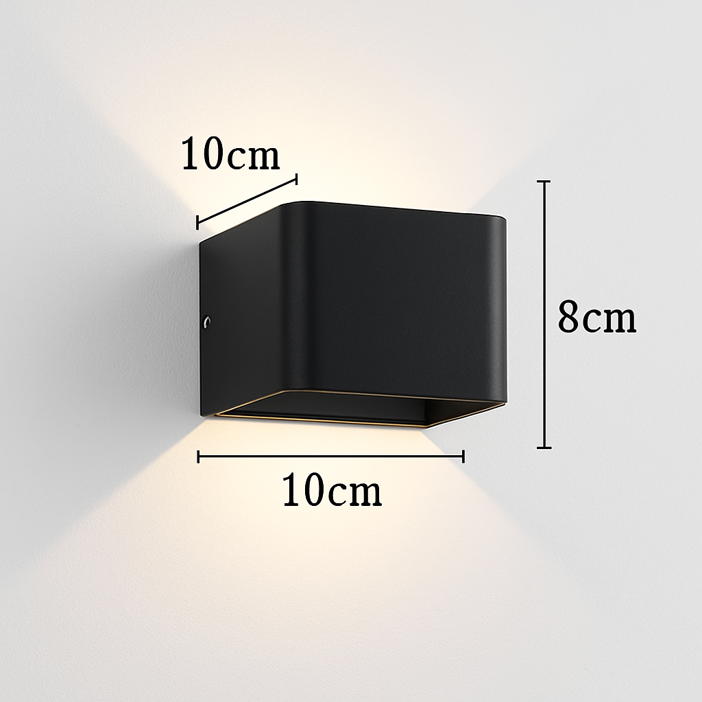 Moderne LED wandlamp met gekleurde metalen kubus
