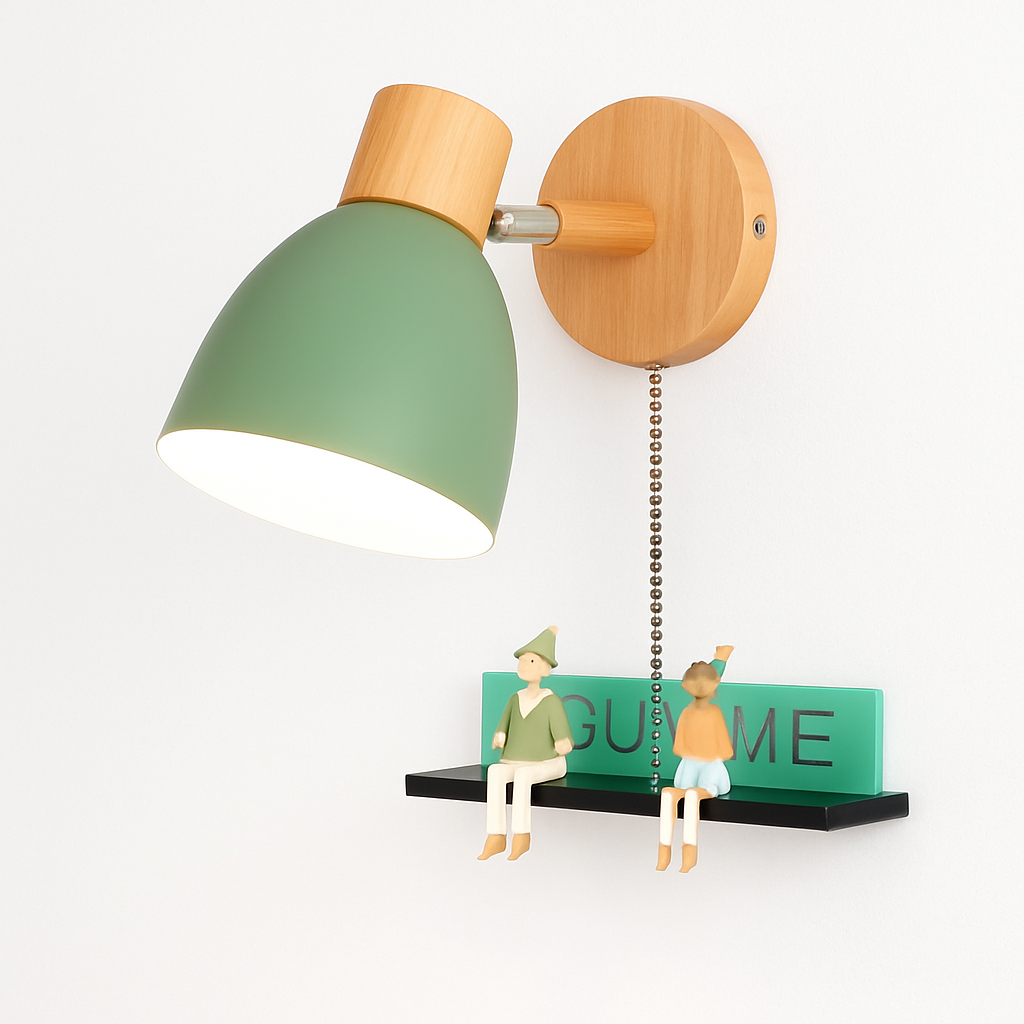 Noordse wandlamp van hout met schakelaar