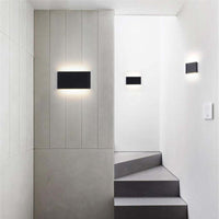 Bastro Moderne Rechthoekige Waterdichte Buitenwandlamp, Zwart/Wit