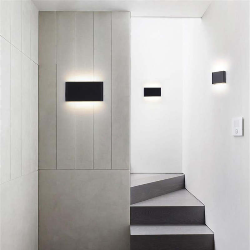 Bastro Moderne Rechthoekige Waterdichte Buitenwandlamp, Zwart/Wit