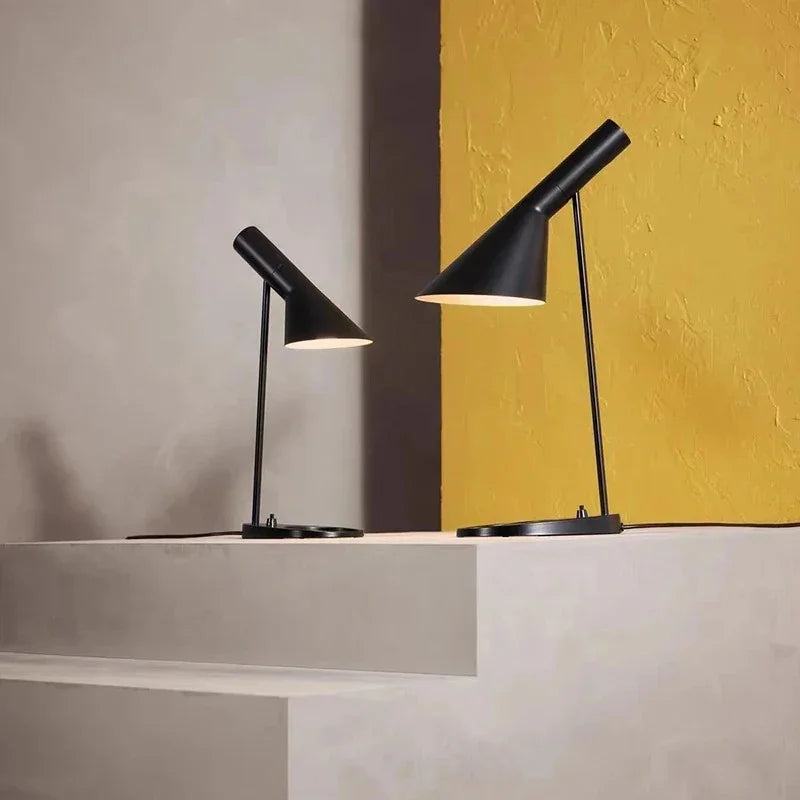 Nordisk Bureau Lamp