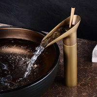 Waterval Wastafelmengkraan in Messing met Elegante Ontwerp voor Badkamer