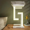 OpulentGlow Geometrische Draadloze Oplaadlamp | Een verfijnde lamp die naadloos hedendaags design combineert met geavanceerde draadloze oplaadefficiëntie.