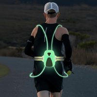 ReflectGlow LED Veiligheidsvest – Verstelbaar Verlicht Vest voor Hardlopen & Buitenactiviteiten