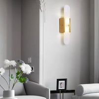 Moderne Wandlamp van Marmer met Gouden Details – Luxe Verlichting