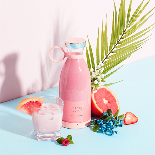 NaturaBlend Luxe Draagbare Juicer | Maak moeiteloos verse, voedzame sappen overal met deze stijlvolle, krachtige blender.