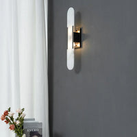 Moderne Wandlamp van Marmer met Gouden Details – Luxe Verlichting