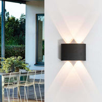 Tronix Moderne Rechthoekige Wandlamp Zwart/Wit. Gang