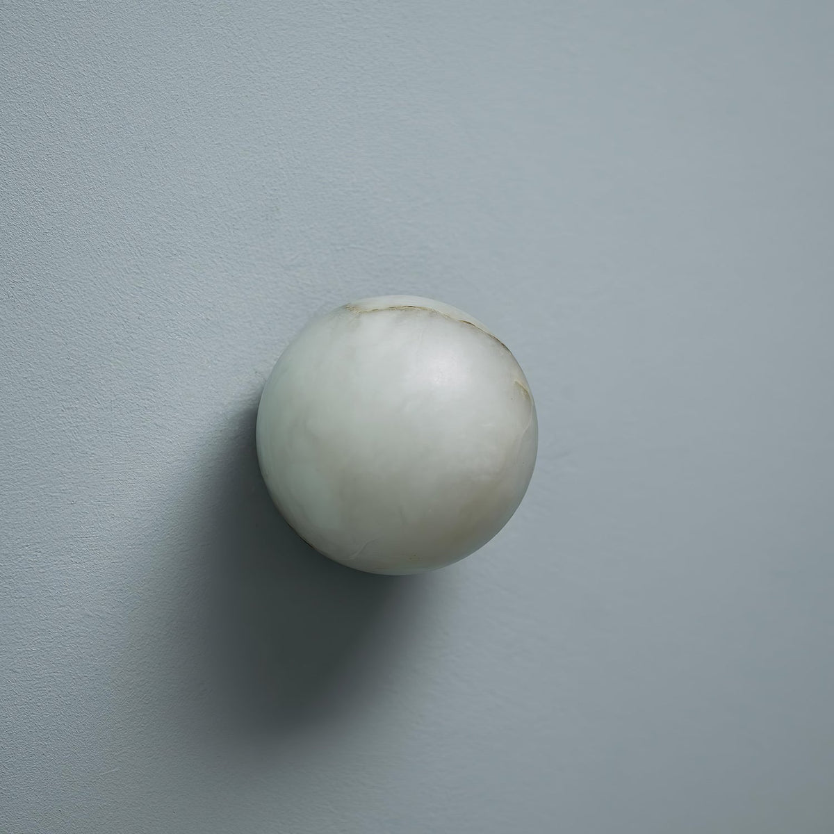 Alabaster Elegance Japandi Mini Orb Wandlamp