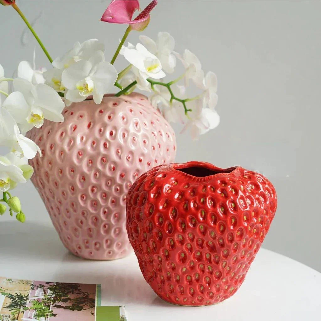 Aardbei Keramische Decoratieve Vaasje Voor Bloemen En Tafel Decor