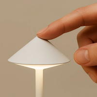 ClarityGlow | Draadloze Tafellamp met Dimbare Verlichting en Waterdicht Ontwerp