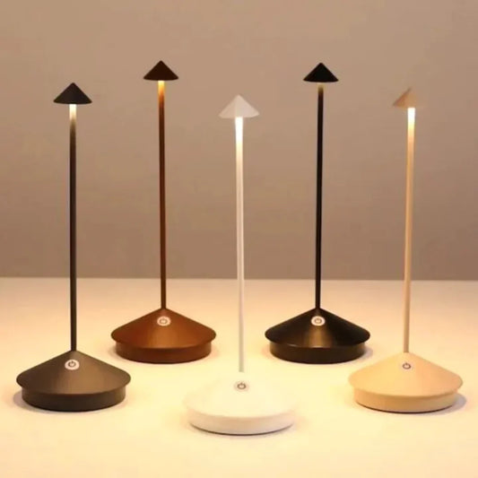ClarityGlow | Draadloze Tafellamp met Dimbare Verlichting en Waterdicht Ontwerp