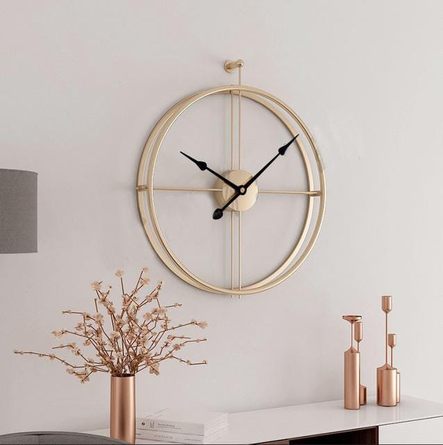 Interieur & Decoratie Grote Wandklok met Geometrisch Metaalontwerp en Stille Mechanisme