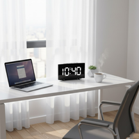 CurveClock | Digitale Wekker LED met Gebogen Scherm en Automatische Verlichting