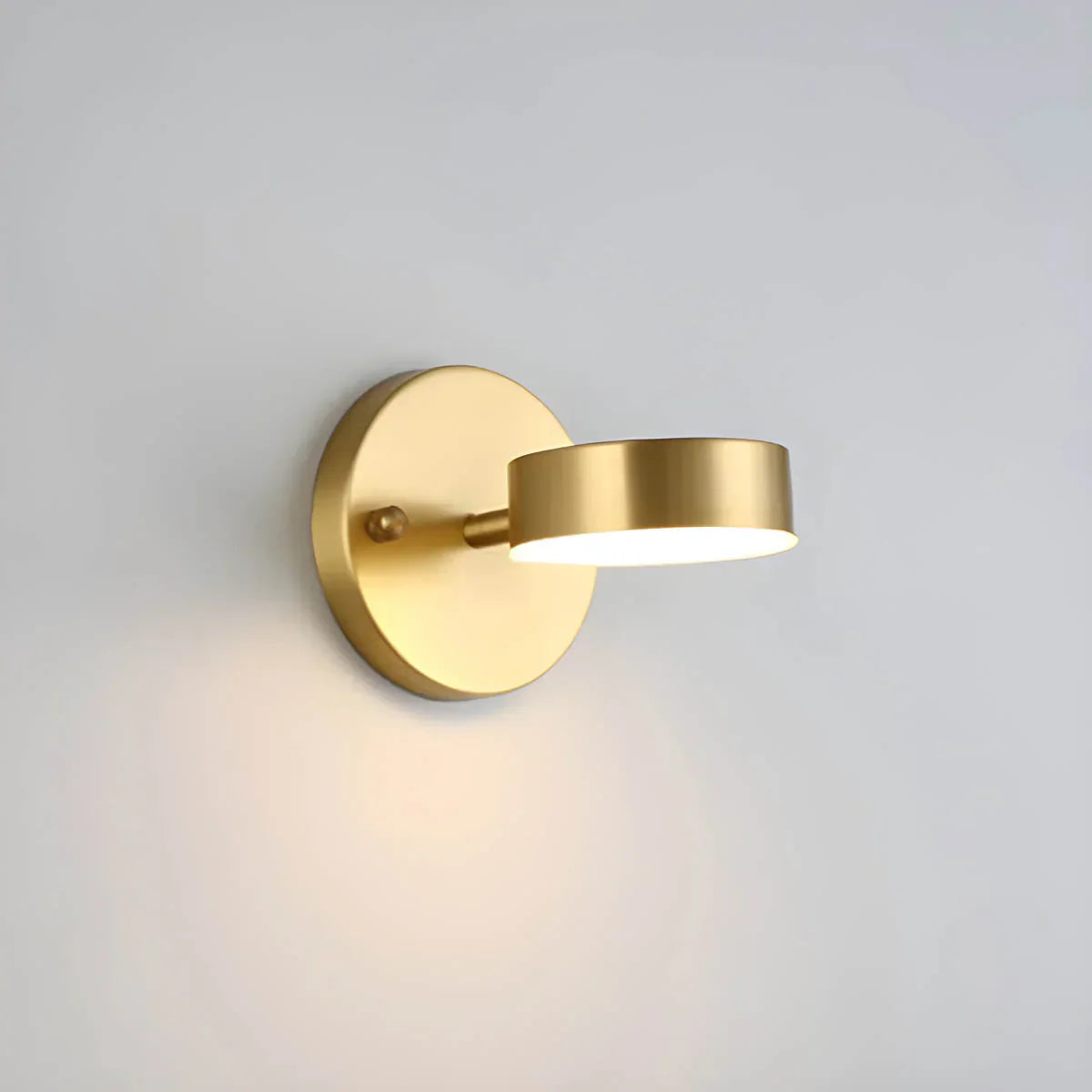 Moderne LED wandlamp met gouden afwerking – elegantie en functionaliteit