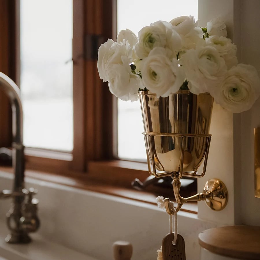 Vessona – Elegante Opal Wandvaas voor stijlvolle woondecoratie