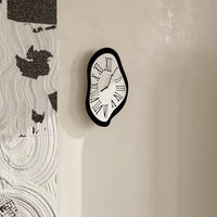 Surrealistische Wandklok | Artistiek Cijferontwerp